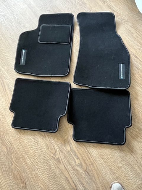 Automatten met logo van de club